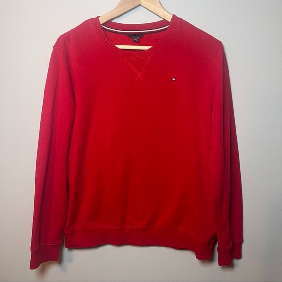 Tommy Hilfiger Fleece Crewneck Sweatshirt Men’s M Red Pullover Flag Logo - Picture 3 of 8